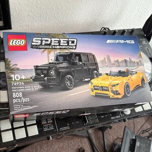 LEGO Speed Champions Mercedes-AMG Black and Yellow Set